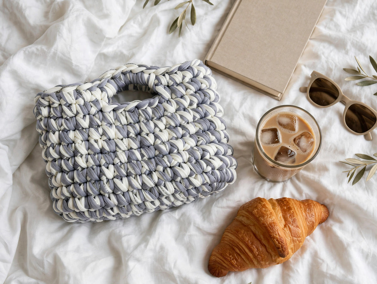 LIA LUNA - Borsa Uncinetto Grigio Perla & Bianco con Filo Argento Lamé | È ARRIVATA - NEW IN 🌙